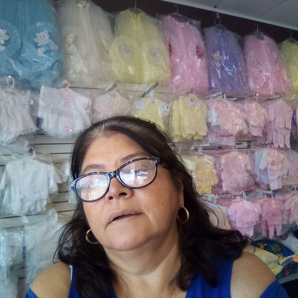 Meet your Posher, Ana